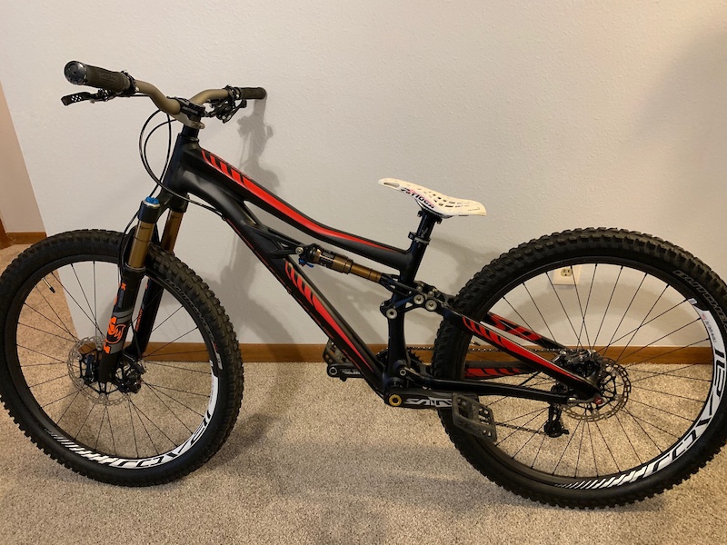 specialized enduro red