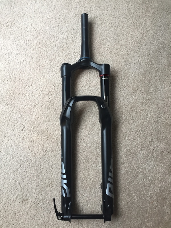 rockshox lyrik 140mm air shaft