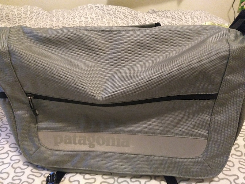 Patagonia Half Mass messenger bag For Sale