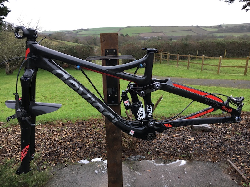 Devinci Troy (M) full carbon frame & forks For Sale