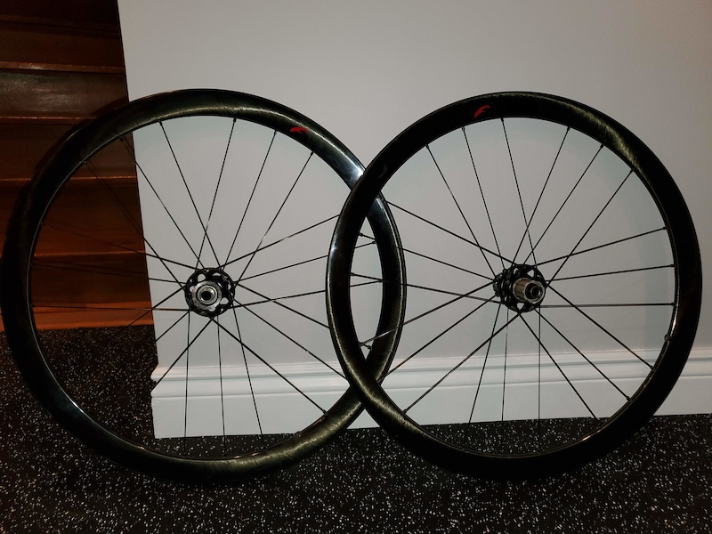fulcrum racing quattro db carbon clincher disc wheelset