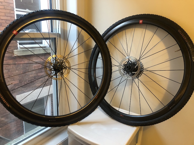 3t discus c35 team stealth carbon clincher disc road wheelset