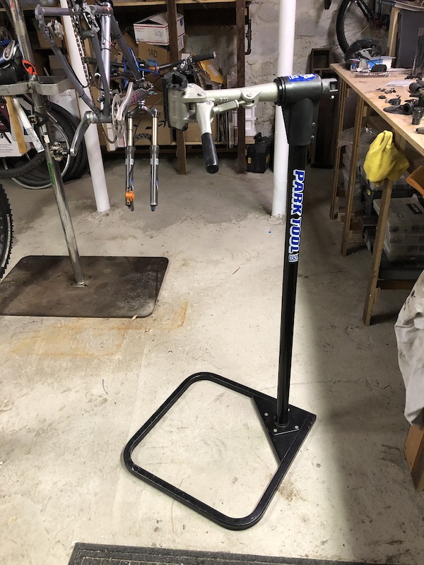 park tool repair stand canada