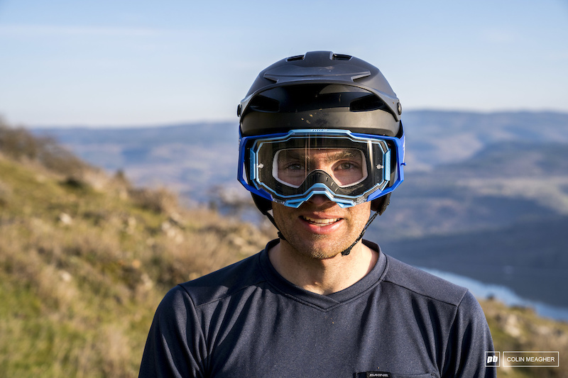 MX and MTB Racing Protective Eyewear 100% Strata 2 Youth Motocross & Mountain Bike Goggles 