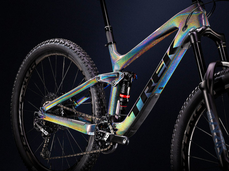 trek prismatic pearl