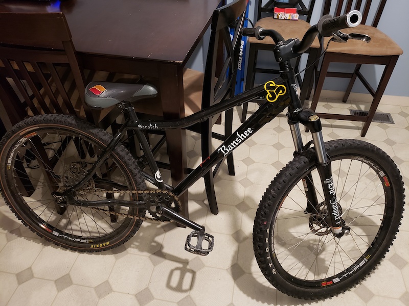 banshee dirt jumper