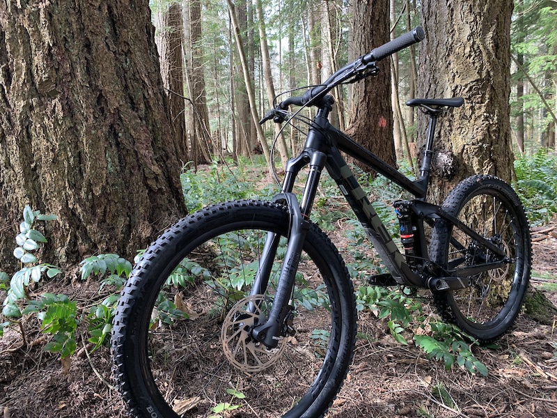 trek demo 8
