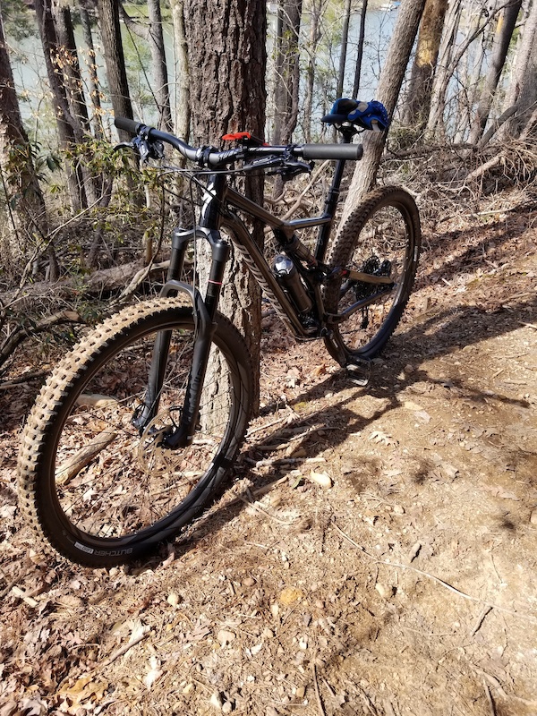 lake hickory mountain bike trails