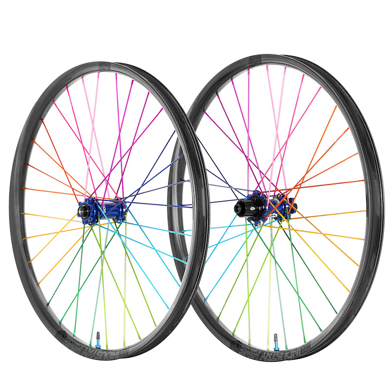 i9 carbon wheels