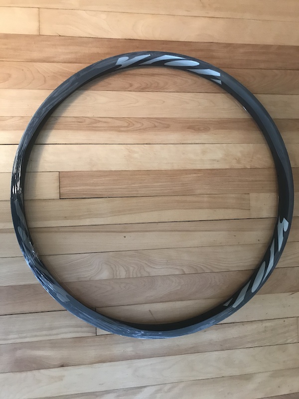 ibis 742 i9 carbon 27.5 wheelset