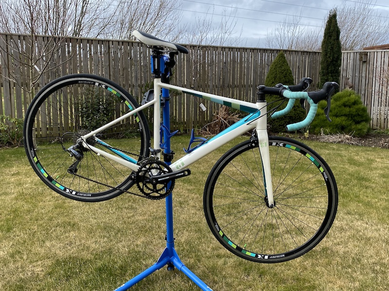 13 Intrinsic Lambda Road Bike For Sale