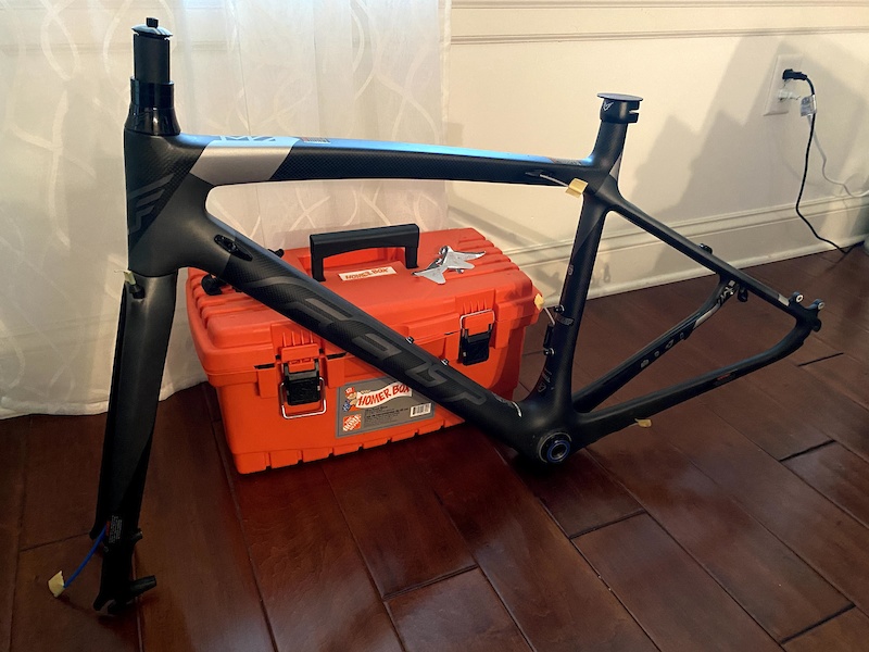 2016 Felt ZW C Disc Carbon Fiber Road Frame Set Size S For Sale