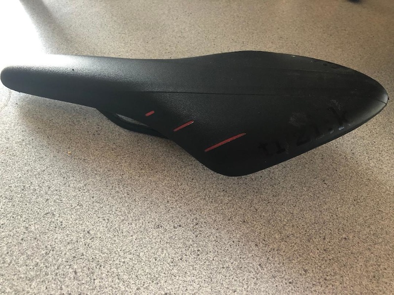 fizik arione r7 saddle review