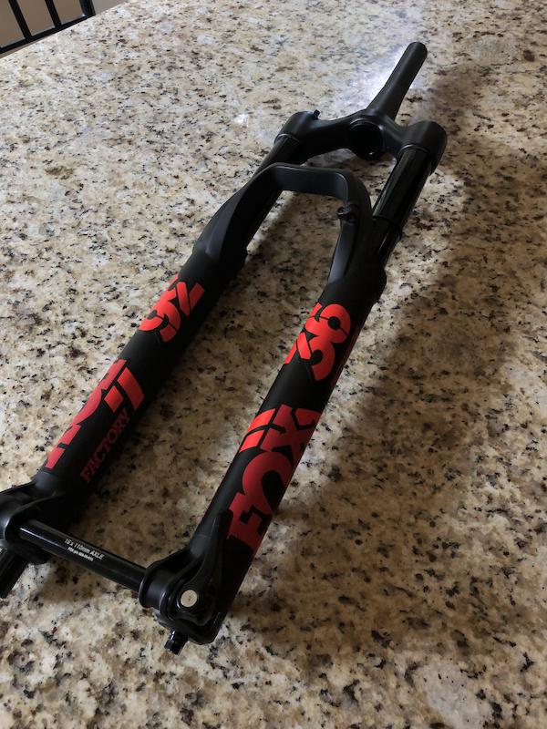 2018 Stanchion Swapped FOX 36 150MM Grip Damper For Sale