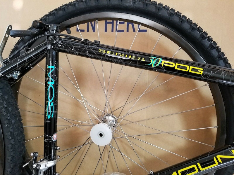 carrera vulcan 22 inch