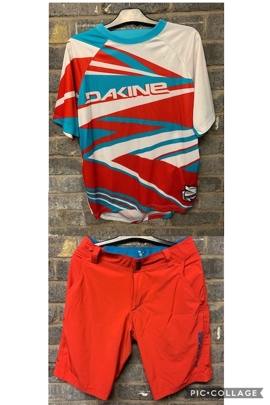 Dakine Pace Shorts and short sleeve top Red 32