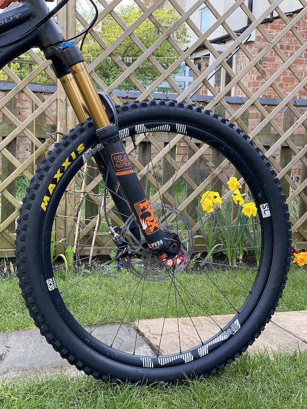 2018 nukeproof scout