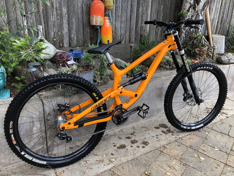 commencal furious 2021