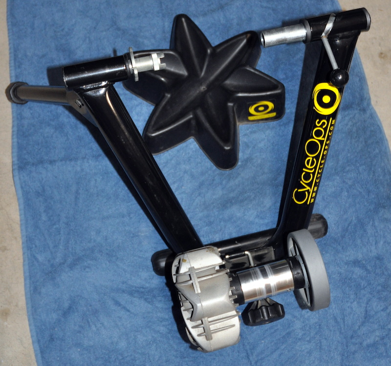 cycleops front wheel stand