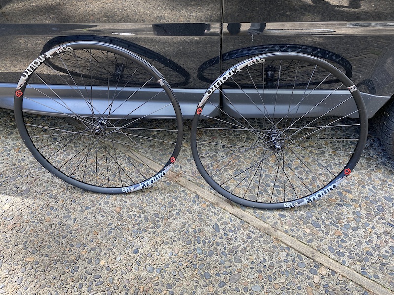 industry nine 305 enduro 29