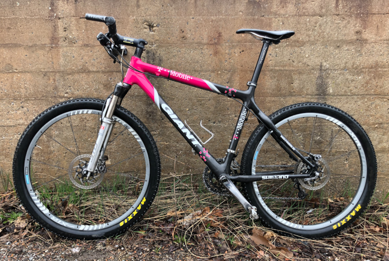 Giant t mobile mountain sales bike