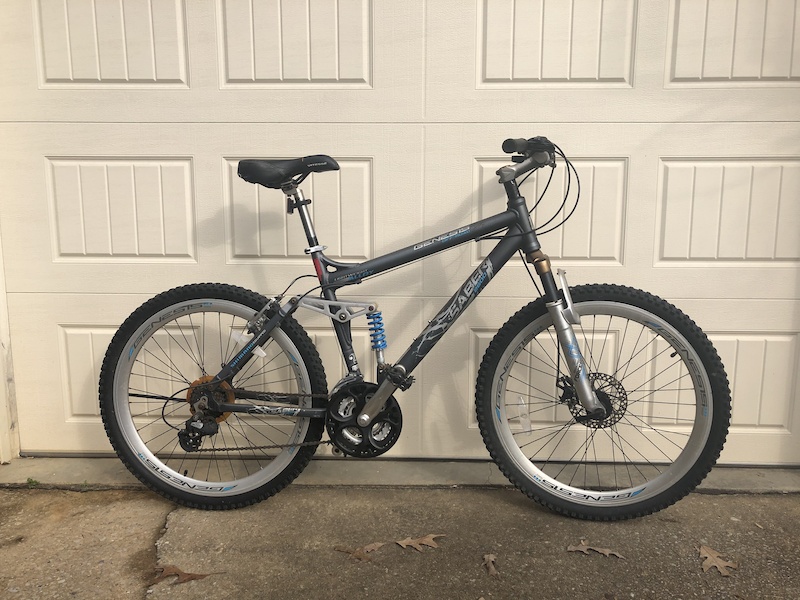 Genesis Saber 2600 Full Suspension Trail Bike For Sale