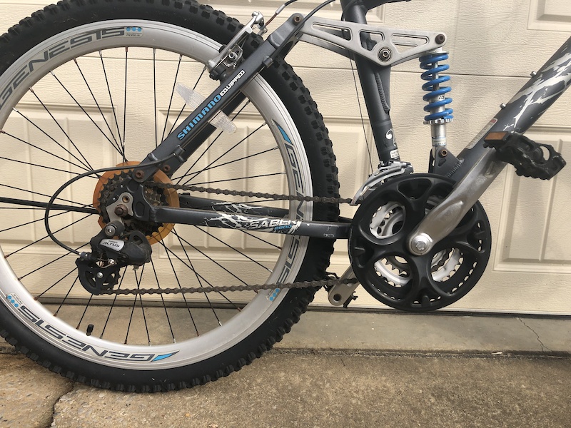 Genesis saber mountain discount bike