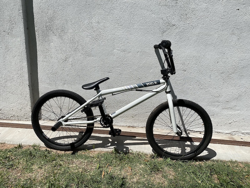 Haro 200.2 best sale bmx bike 2012