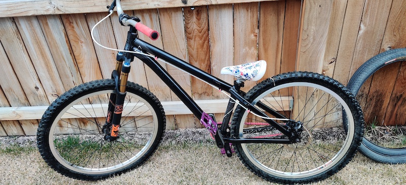 custom dirt jumper