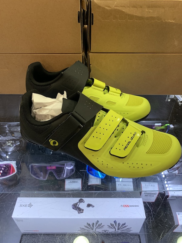 pearl izumi select road v5