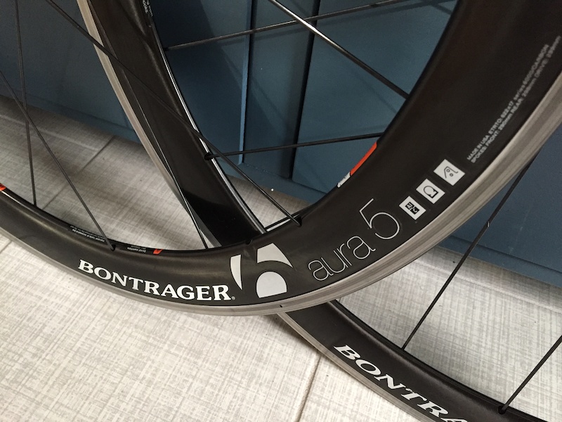 2018 Bontrager Aura 5 TLR Road Wheels 