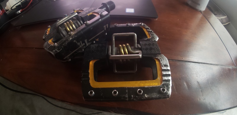 crankbrothers mallet dh 11