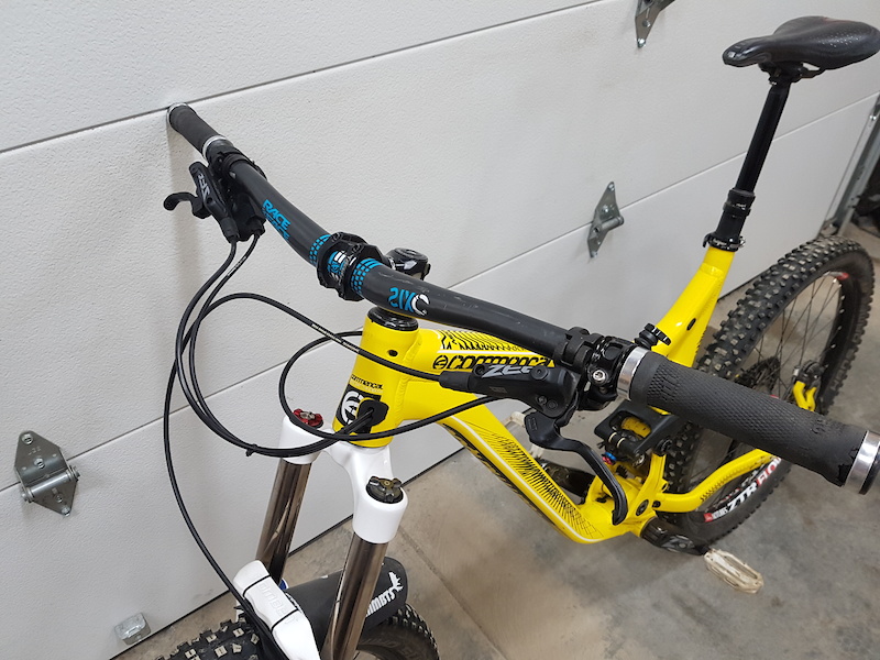 Frame Commencal Meta 2012 2012 Commencal Meta SX Lots Of Spares