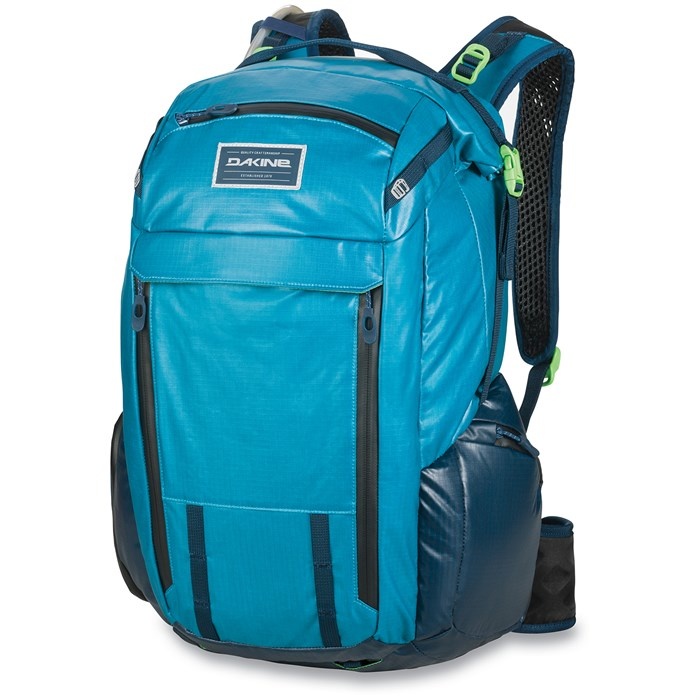 dakine seeker 18l review