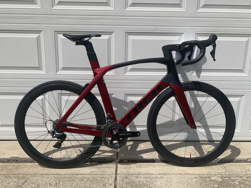 Trek madone best sale slr 8