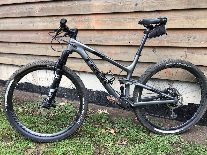 2018 trek top fuel 9.8 blue book