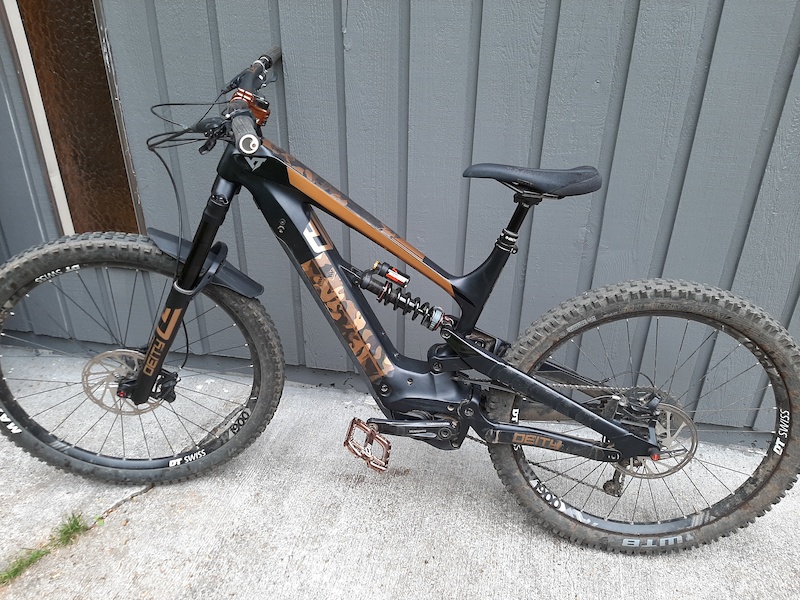 2019 YT Decoy Base 27.5/29 165mm travel Upgraded! For Sale
