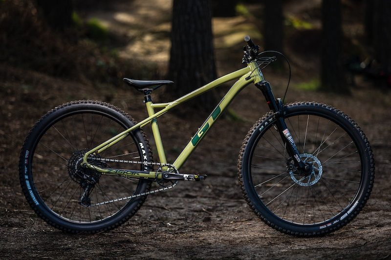 gt zaskar carbon comp 2018