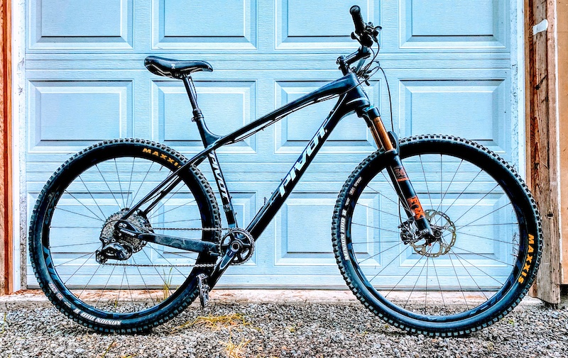 2016 Pivot Les 29er Carbon Hardtail XT-8000 For Sale