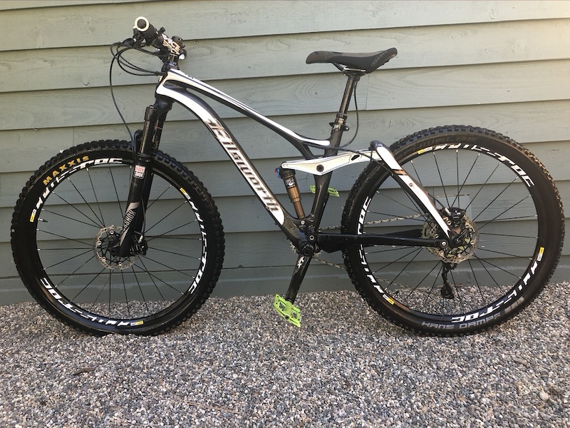 in Winfield, British Columbia, Canada photo by RichieRides Pinkbike