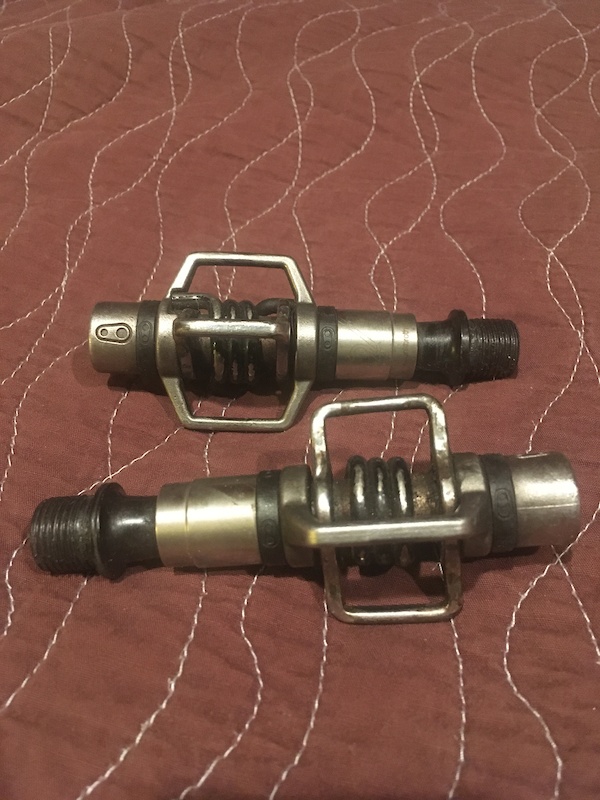 Crank Brothers Kit Ricostruzione Pedivelle HubDoctor Per Eggbeater – Include Boccole E Mazzuolo Ricambio Cuscinetti Pedivelle - Foto 4