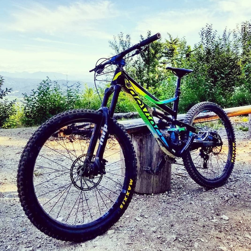 2015 Devinci Spartan Custom High Spec Build For Sale