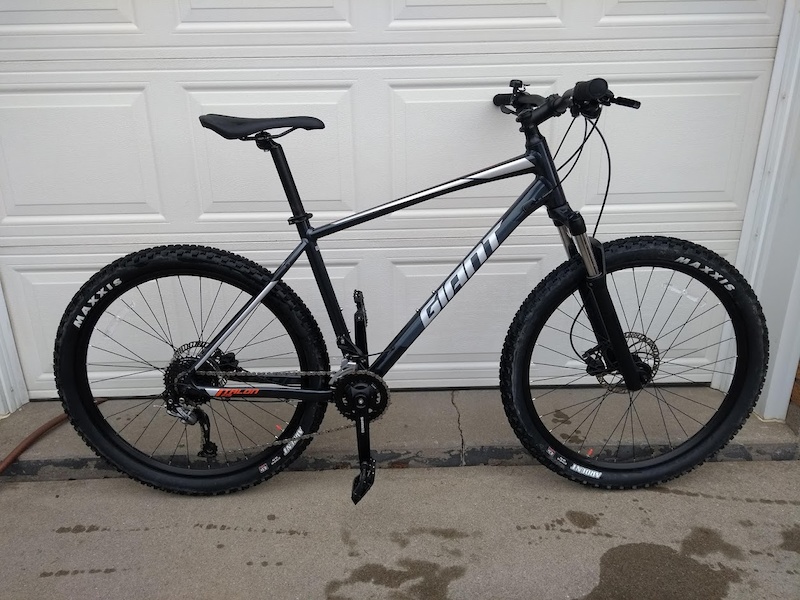 giant talon 2 27.5 mountain bike 2020