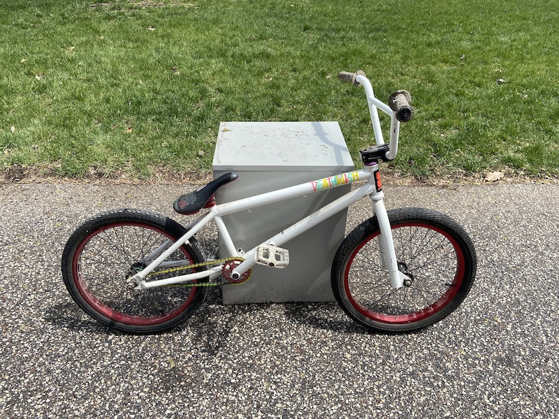 in Holland Landing, Ontario, Canada photo by knotter84 Pinkbike