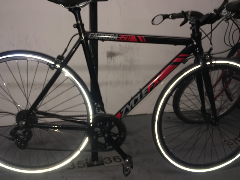 Carrera 350 2025 road bike