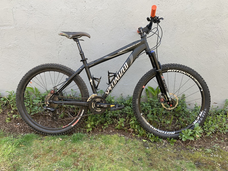 specialized hardrock sport 2011