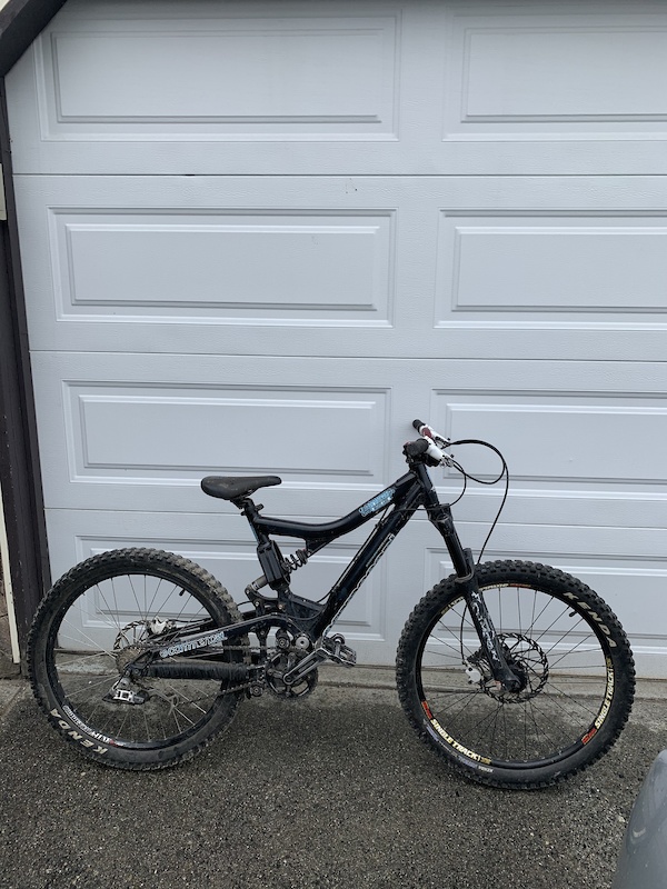 commencal supreme mini dh 2008