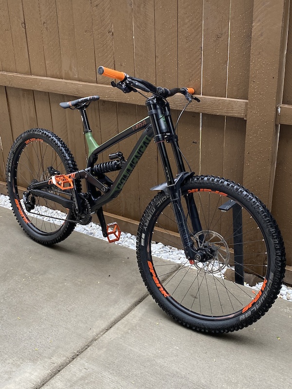 commencal furious 2018