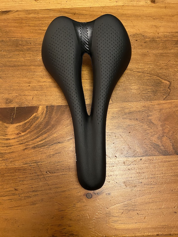 bontrager ajna comp bike saddle