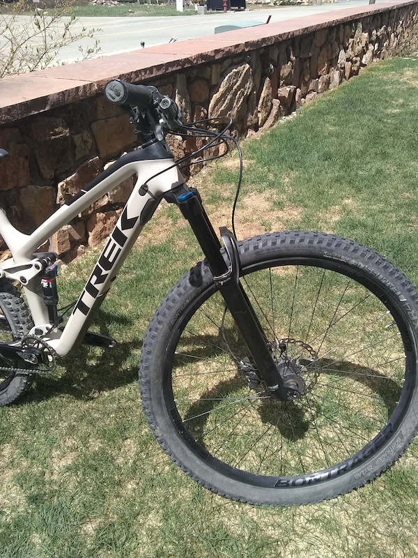 2019 Trek Fuel EX 9.7 29\